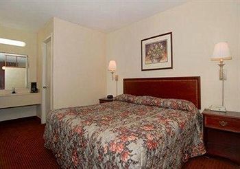 Hotel Econo & - Charlotte Matthews